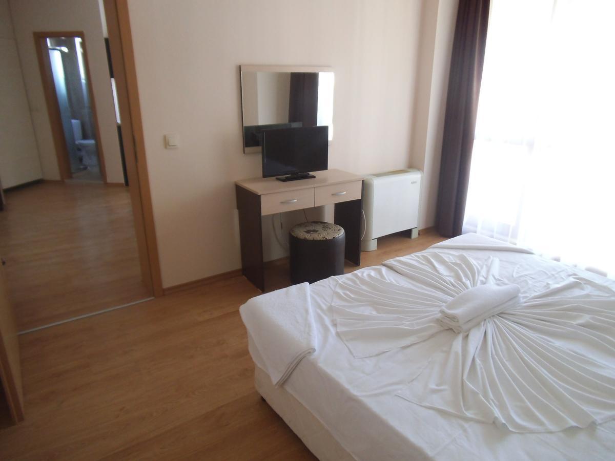 Hotel Seasons 3 Slantchev Briag Extérieur photo