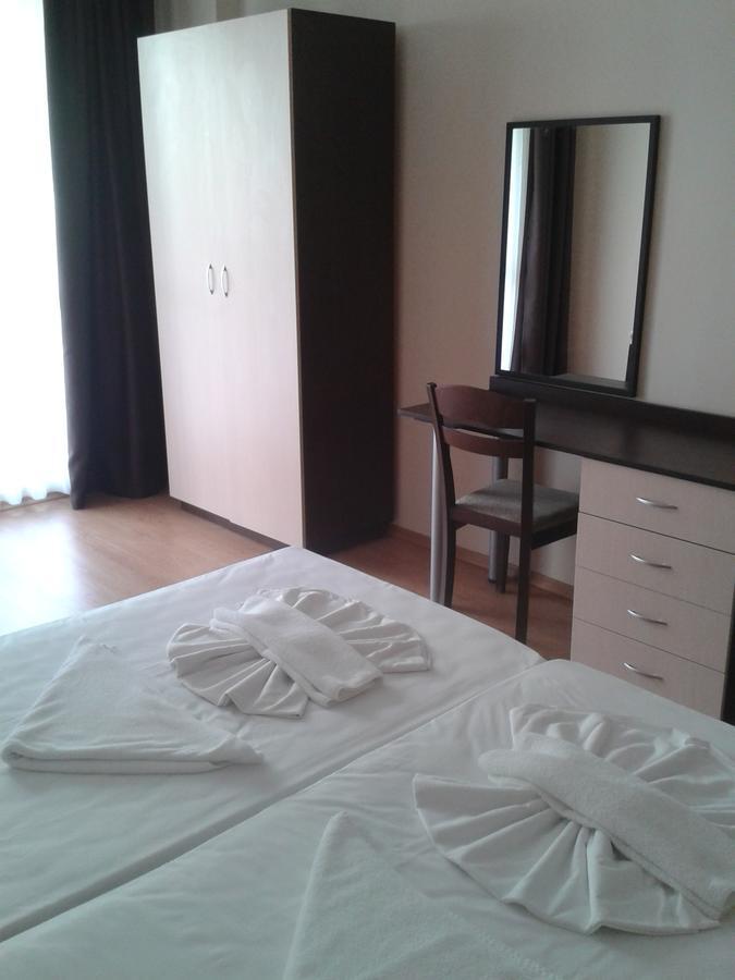 Hotel Seasons 3 Slantchev Briag Extérieur photo