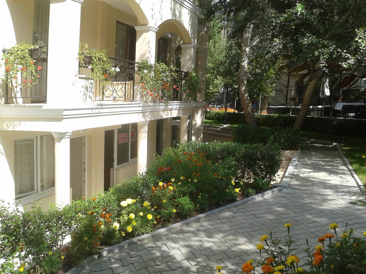 Hotel Seasons 3 Slantchev Briag Extérieur photo