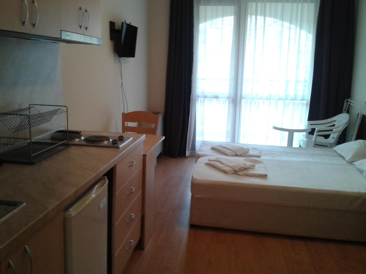 Hotel Seasons 3 Slantchev Briag Extérieur photo