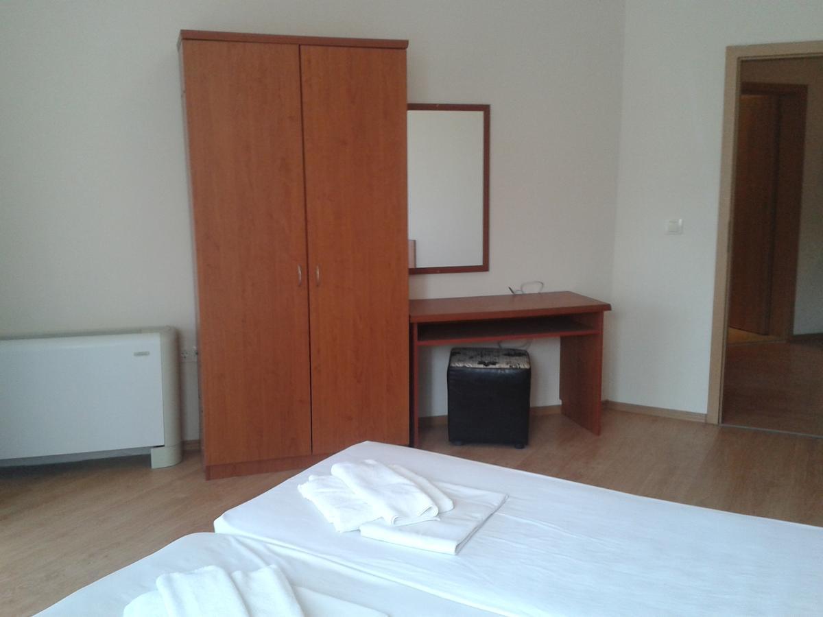 Hotel Seasons 3 Slantchev Briag Extérieur photo