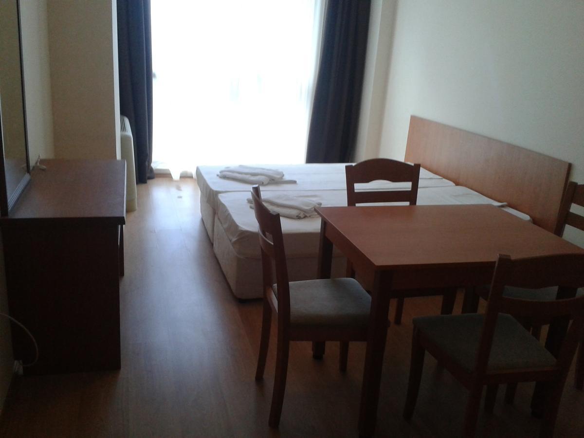 Hotel Seasons 3 Slantchev Briag Extérieur photo